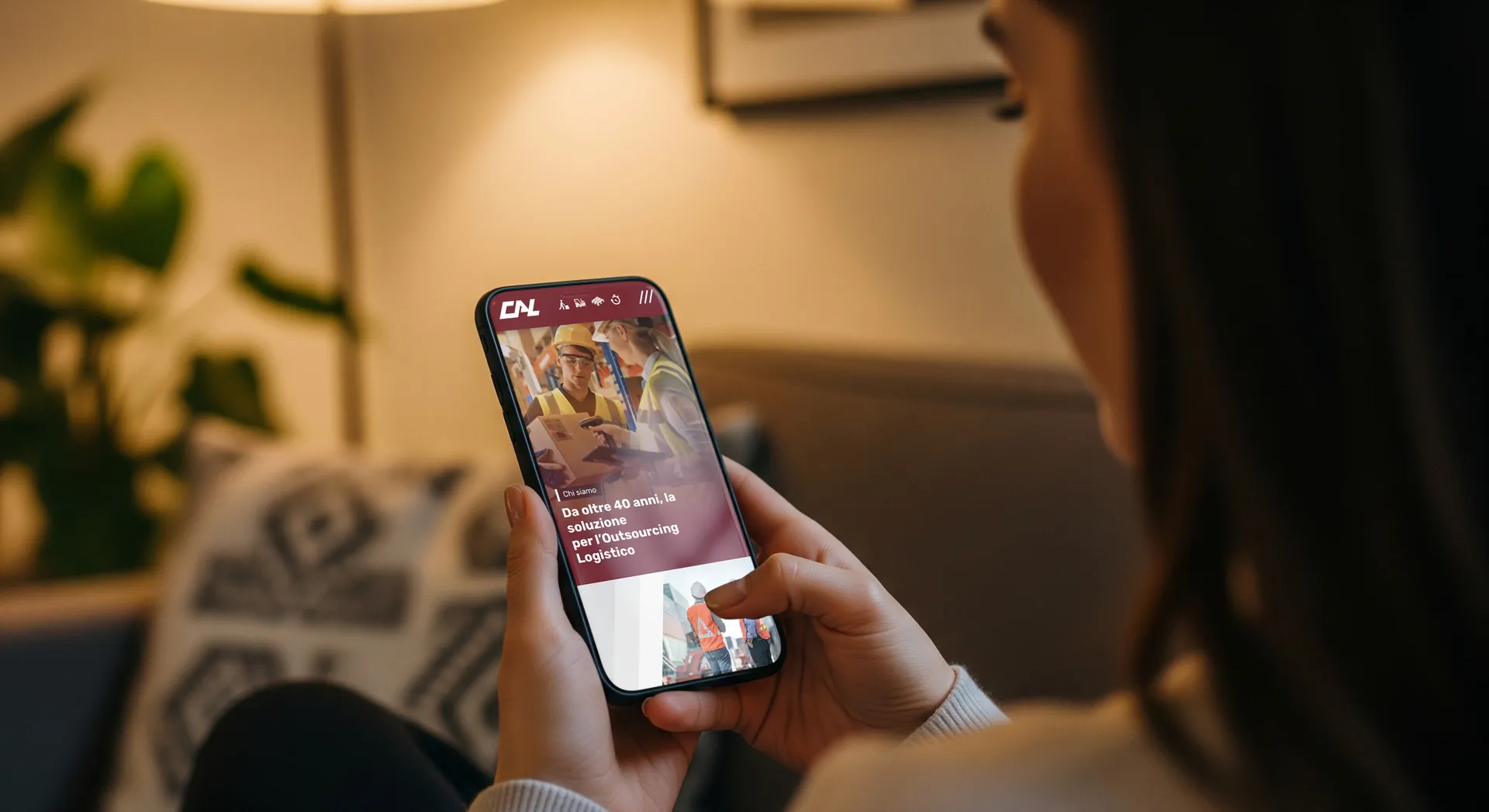 Mockup mobile del sito web CAL